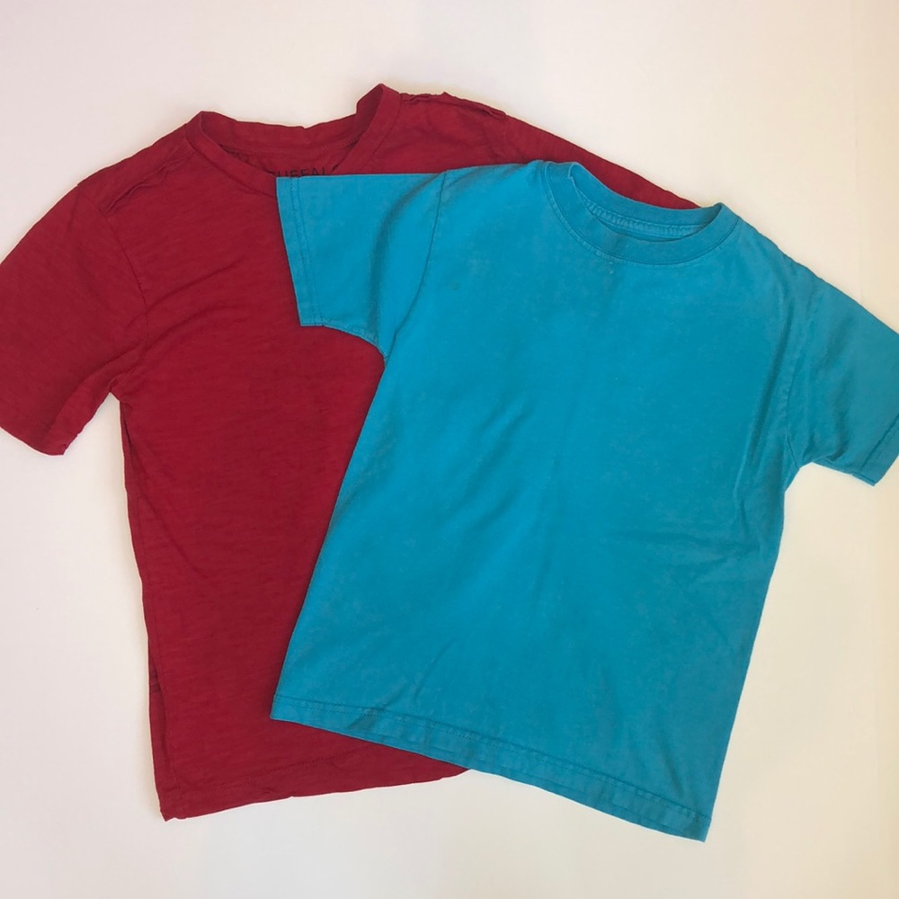 Boys t shirts size S 6/7